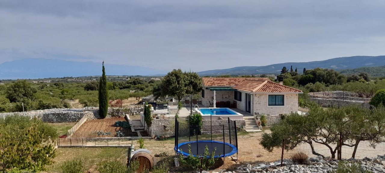 Villa Little Hill Postira Esterno foto